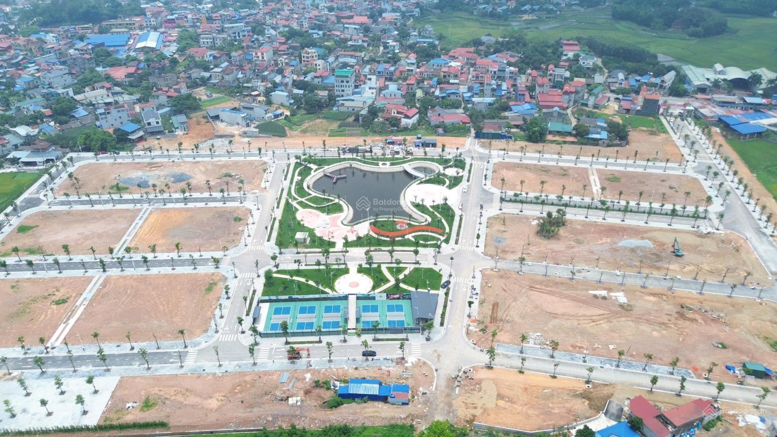 Hàng ngoại giao quỹ 5 căn duy nhất gần hồ giá 18tr/m2 trung tâm thành phố Thái Nguyên