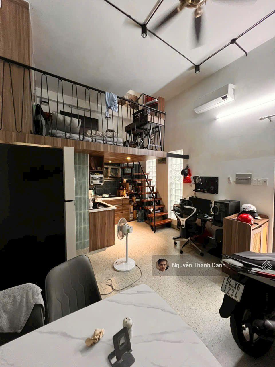 Bán căn nhà 1 trệt 1 lầu 1 lửng P. Sơn Kỳ, Quận Tân Phú, TP HCM. DT 20m2/1,2tỷ . Sổ hồng riêng