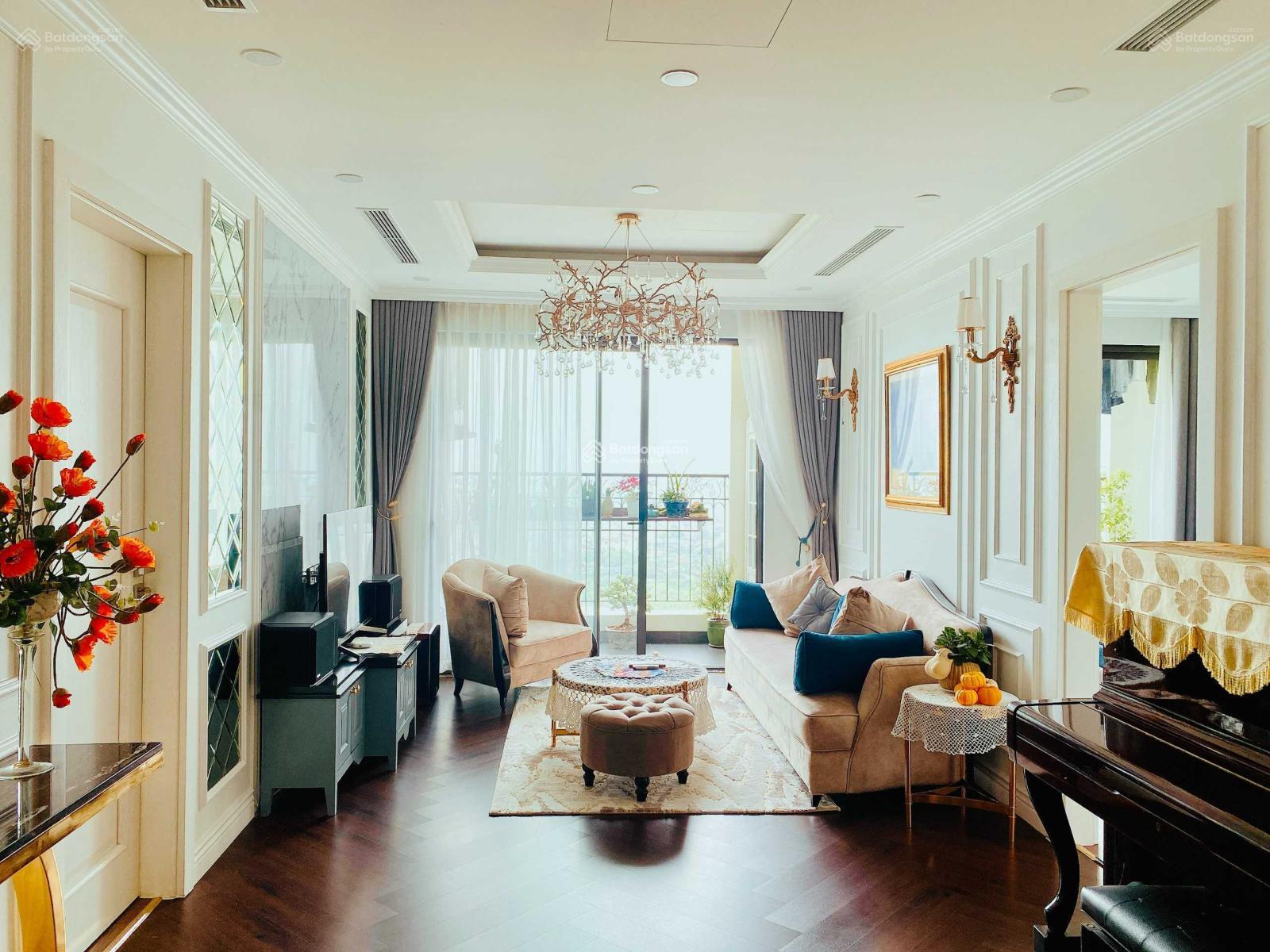 Chính chủ cần bán nhanh căn góc 3PN tòa R3 - 100m2 (sổ nét) view sông Hồng, cầu Nhật Tân