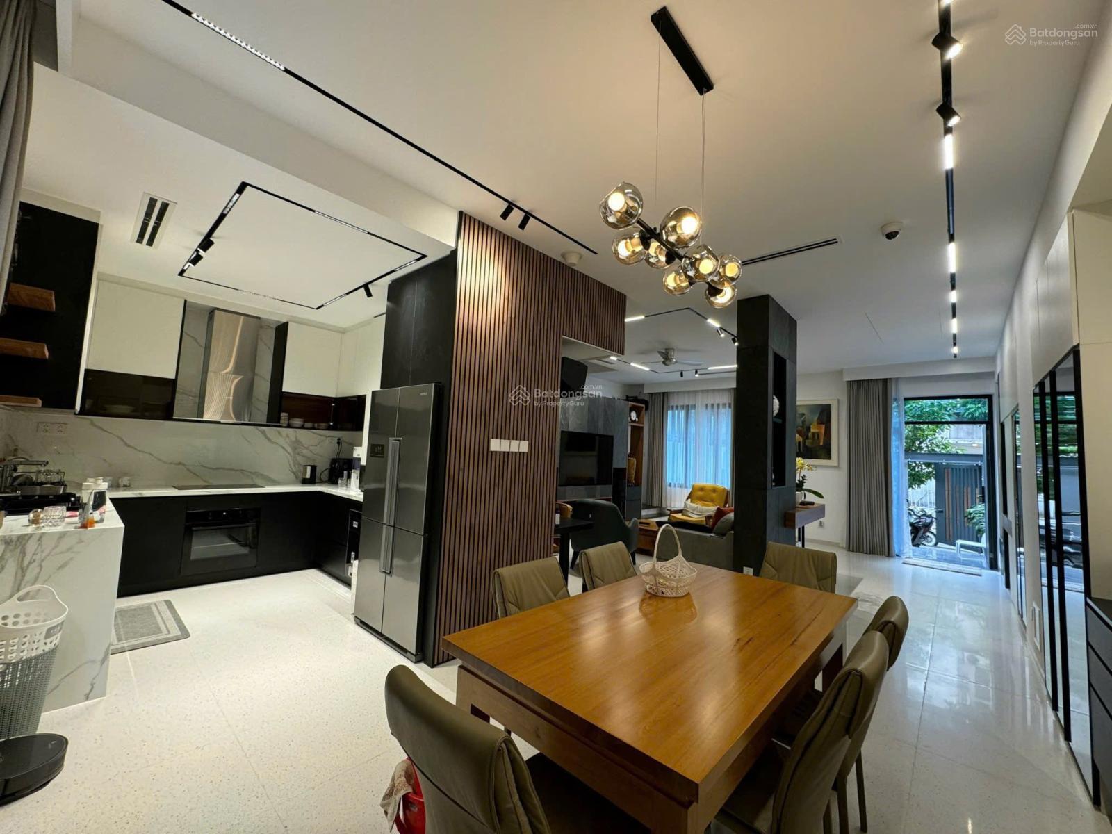 Giá cực tốt! Bán gấp căn Mỹ Giang đường N vị trí siêu đẹp, giá bán 46,5 tỷ. LH 0969 232 *** (Hậu)