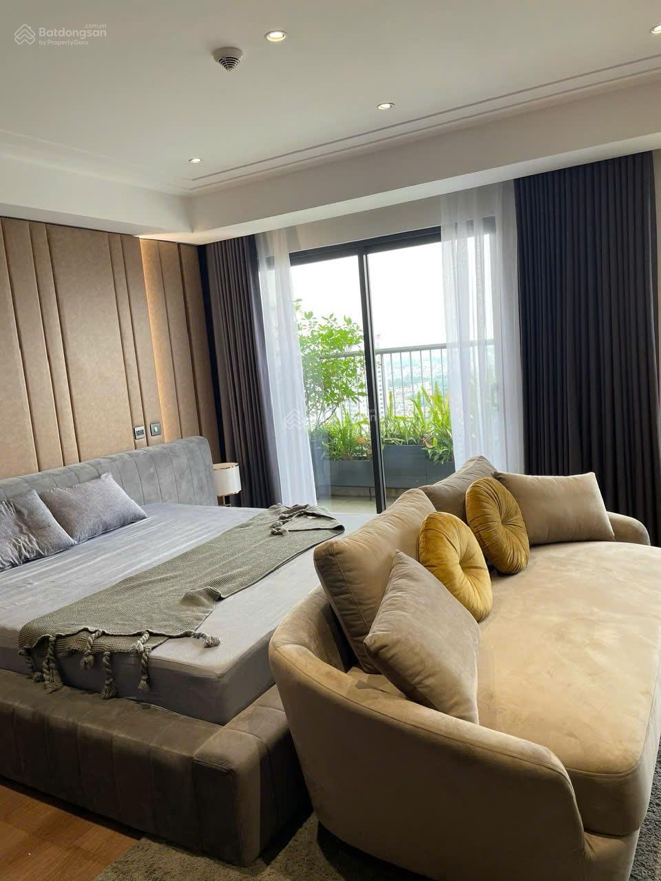 Bán CC BRG The Diamond Residence 10 tỷ, 151m2, view đẹp, đa dạng tiện ích. Giá chất sang xịn mịn Bán CC BRG The Diamond Residence 10 tỷ, 151m2, view đẹp, đa dạng tiện ích. Giá chất sang xịn mịn
