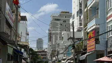 Nhà cấp 4 cũ đường Phan Đình Phùng sát gần Nguyễn Bỉnh Khiêm