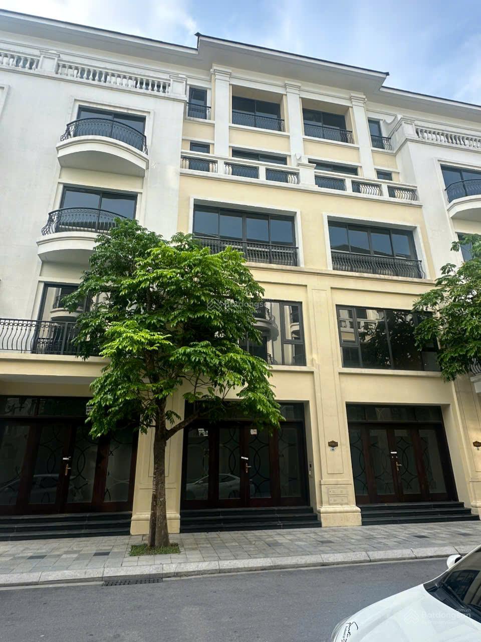 Chủ nhà cần tiền bán cắt lỗ căn SH 65m2, cách 50m ra công viên hồ tạo sóng, cách 100m ra chung cư