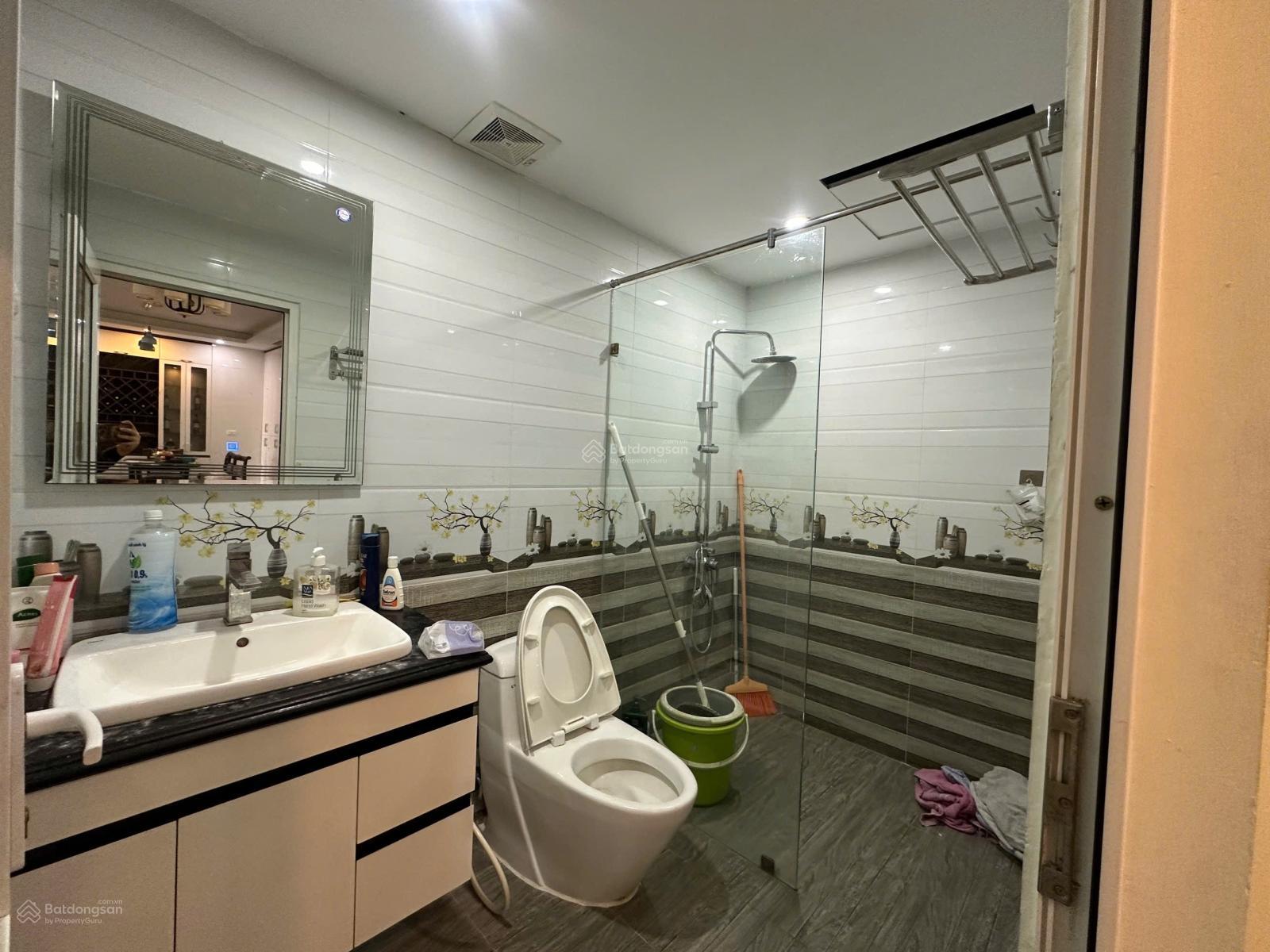 Chính chủ cho thuê căn hộ chung cư 165 Thái Hà, 110m, 3pn, full đồ, 19 tr/th. Lh 0981 545 ***
