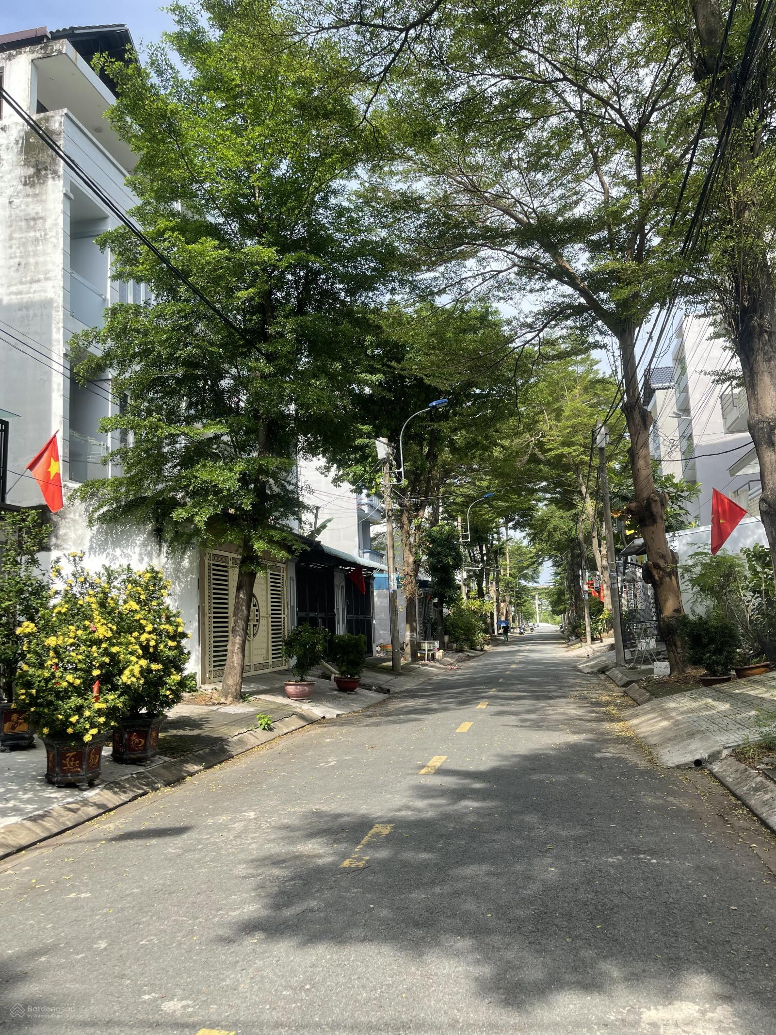 Bán đất nền P7 Quận 8 đường xe tải DT 120m2 giá 37,5 triệu /1 m2