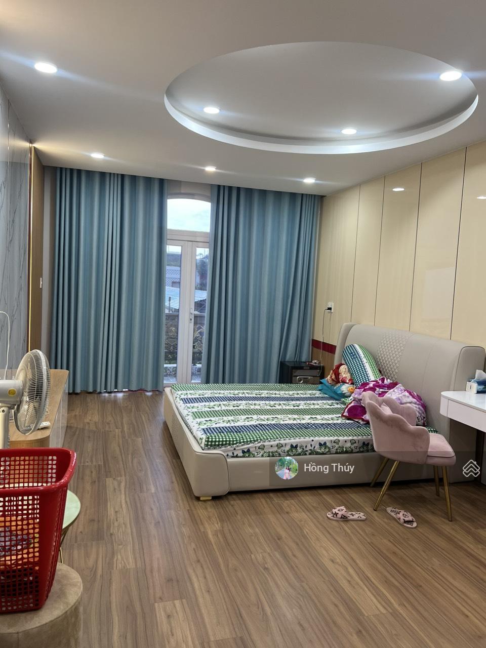 (Hot) Bán nhà mặt tiền Lạc Long Quân gần chợ Tân Bình kinh doanh sầm uất 5 tầng giá tốt 18 tỷ TL