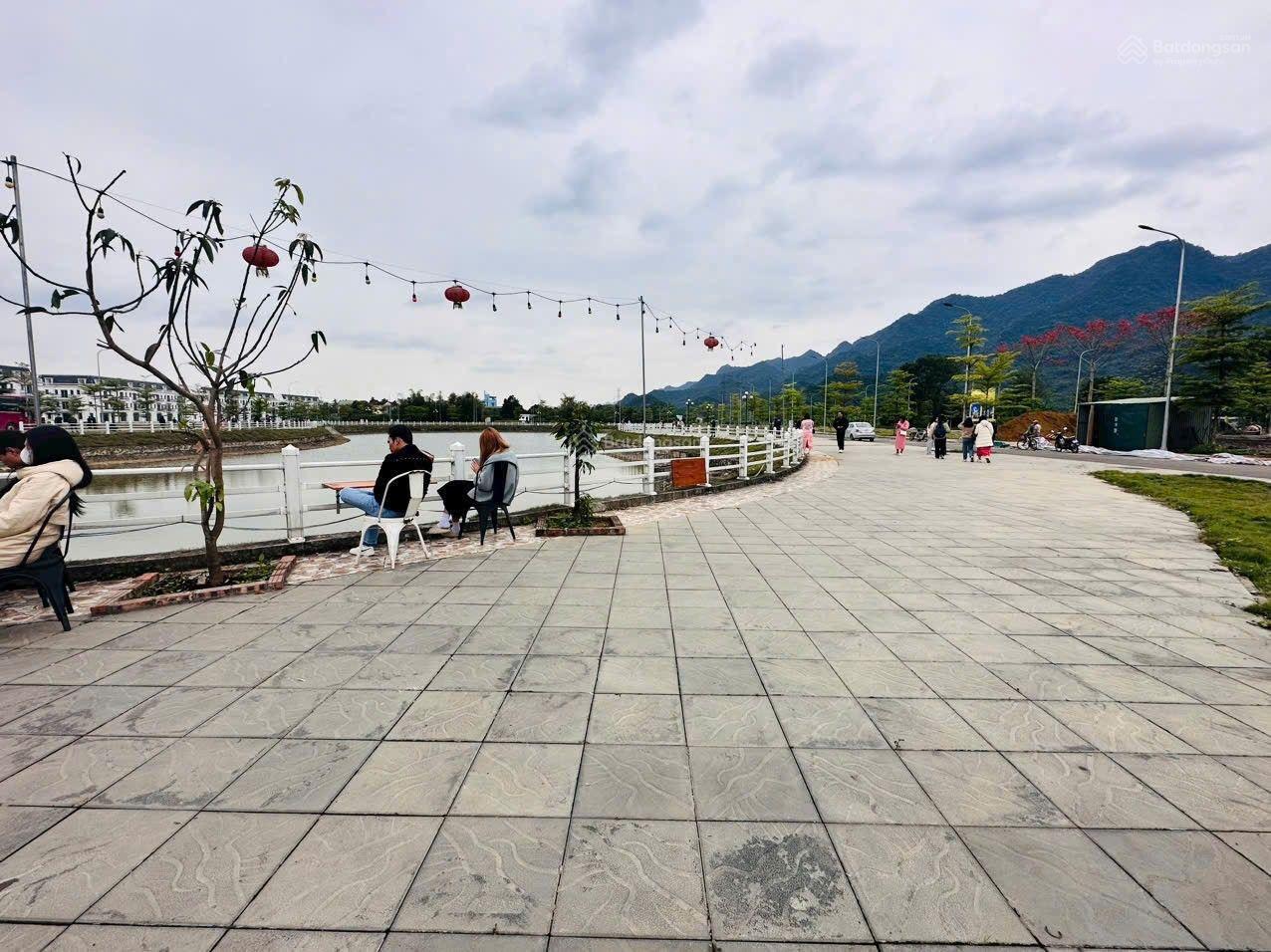 ĐẤT Ở ĐÔ THỊ 132M FULL THỔ CƯ MÀ CHỈ 1TY956.VIEU HỒ LUÔN Ạ. ĐẤT Ở ĐÔ THỊ 132M FULL THỔ CƯ MÀ CHỈ 1TY956.VIEU HỒ LUÔN Ạ.