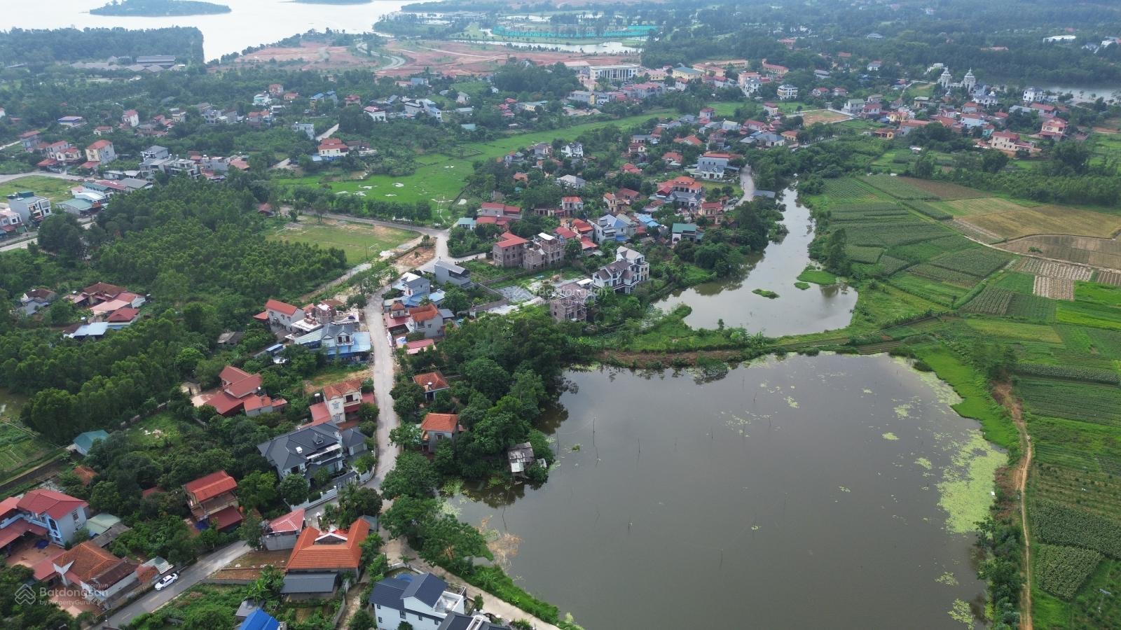 Bán đất trung tâm Ngọc Thanh, gần hồ Đại Lải, full thổ cư, đường 10m, giá cực tốt