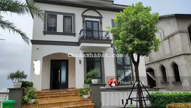 Chính chủ bán căn biệt thự đồi Beverly Hills 353m2 view biển trung tâm Du lịch Bãi Cháy, Hạ Long