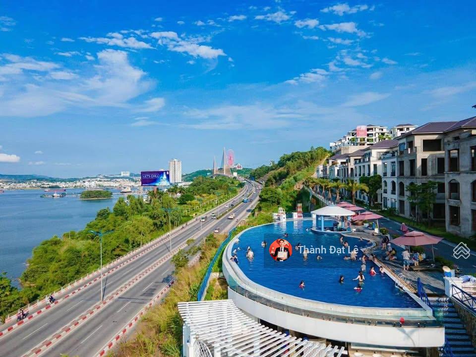 Chính chủ bán căn biệt thự đơn lập 320m2 đồi Beverly Hills Đức Dương, trung tâm du lịch Bãi Cháy