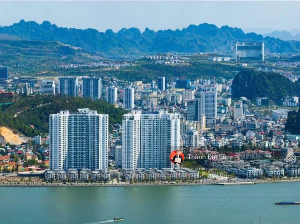 Chính chủ bán cắt lỗ căn Studios 37m2 view biển đẹp tại chung cư Sapphire S2, Bến Đoan, Hạ Long