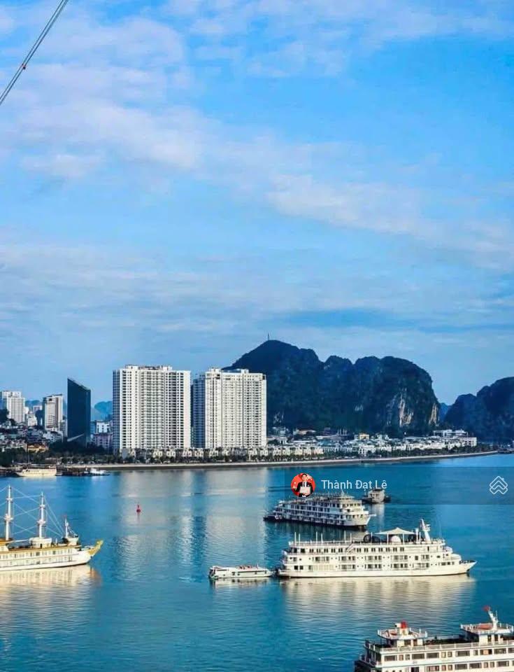 Chính chủ bán cắt lỗ căn Studios 37m2 view biển đẹp tại chung cư Sapphire S2, Bến Đoan, Hạ Long