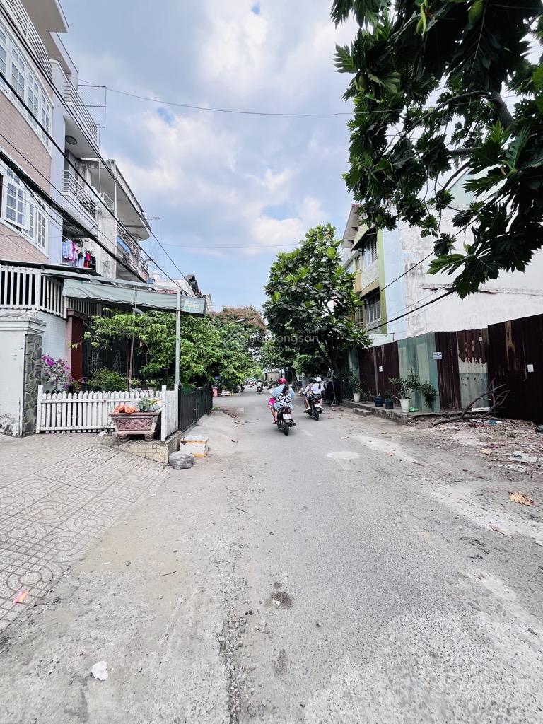 BÁN ĐẤT MẶT TIỀN KDC ĐỒNG BỘ  CẠNH BẾN XE QUẬN 8  GIÁ CHỈ 8.4 TỶ!