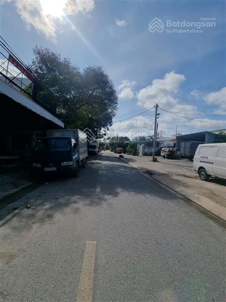 Bán đất mặt tiền khu dân cư đối diện bến xe Q8