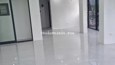 Cho thuê biệt thự 3 tầng Dương Nội, Hoàn thiện mới, full điều hoà, giá 27 triệu/ tháng