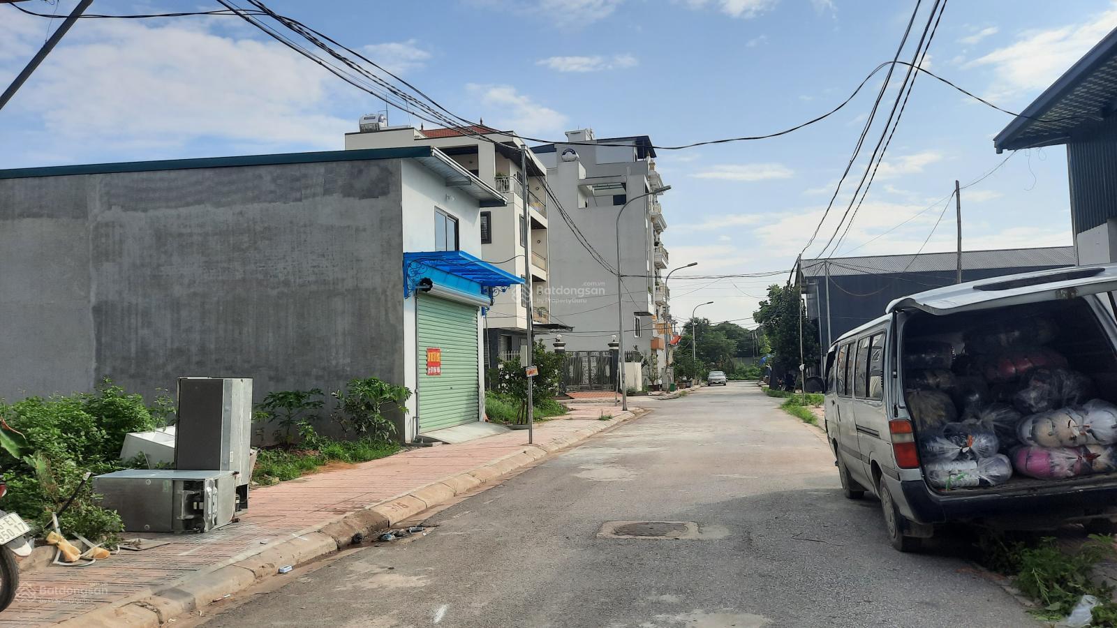 Tôii cần bán gấp lô đất dv Song Phương, Hoài Đức, dt 49.2m2. Giá đầu tư, liên hệ 0973 791 ***