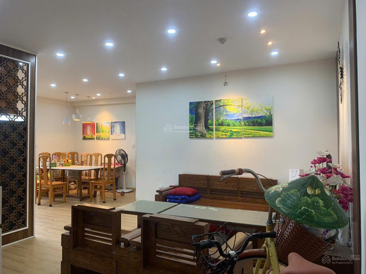 bán căn hộ 3 ngủ tại cc 89 Phùng Hưng, 96m sổ đỏ nhà thoáng , giá 4.87 tỷ LH em Định 0878 800 ***