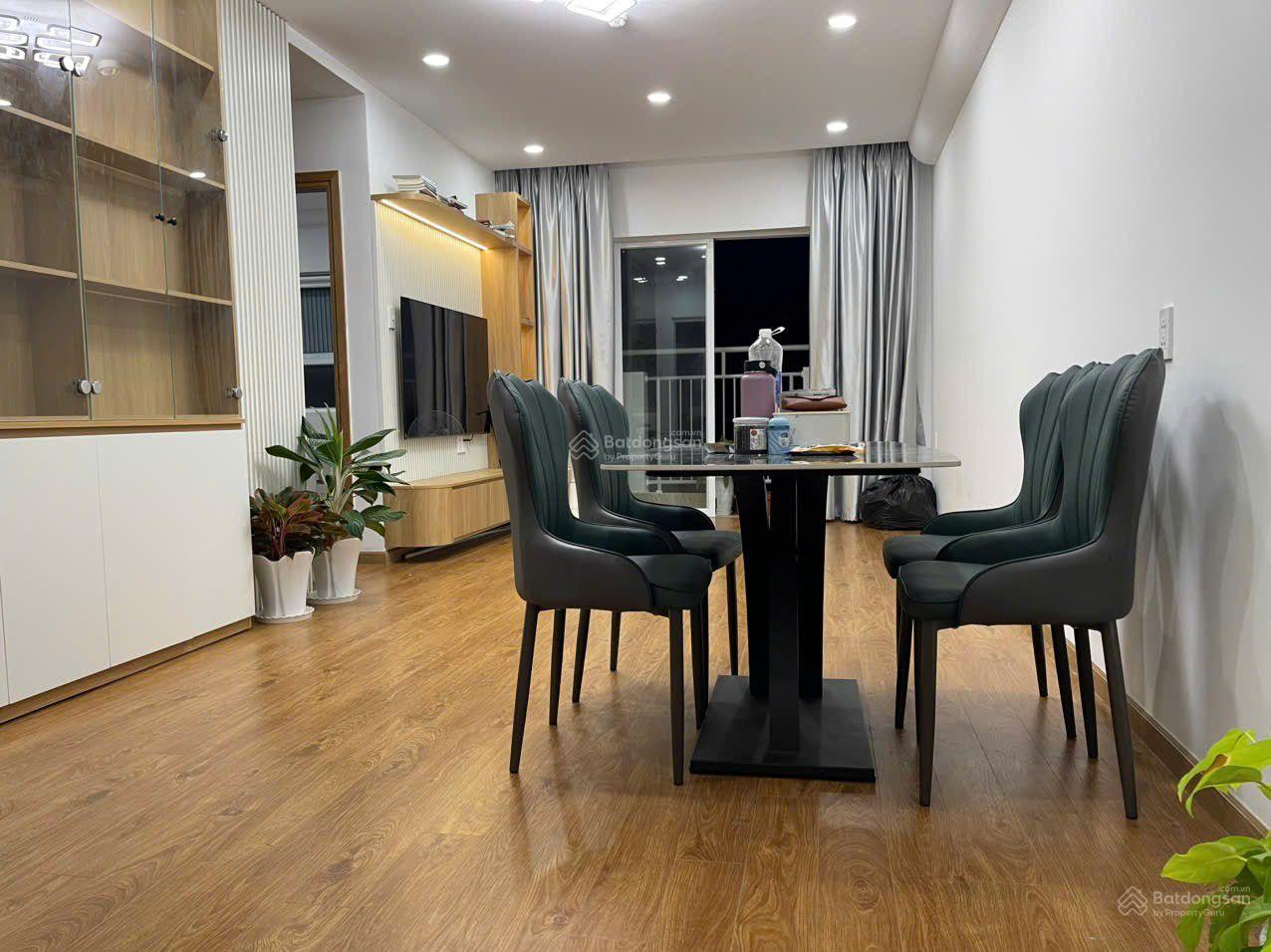 Căn góc tầng 11 chung cư Hoàng Quân Nha Trang - 2PN2WC - View thoáng - 1,95 tỷ