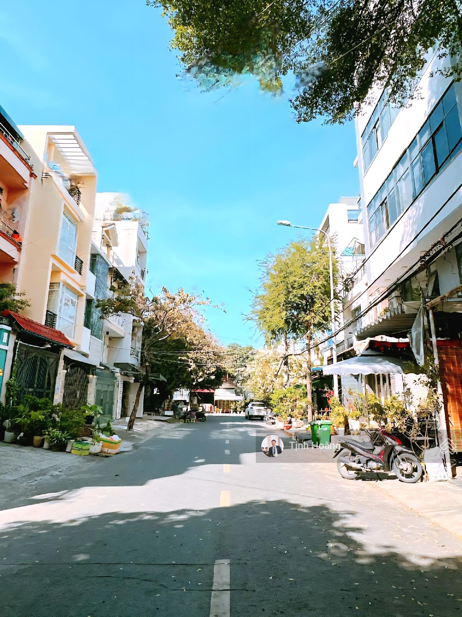 Bán nhà mặt tiền - siêu giữ tiền Đường số (14m) Tân Quy, Quận 7 giá tốt chỉ với 10 tỷ, 65 m2