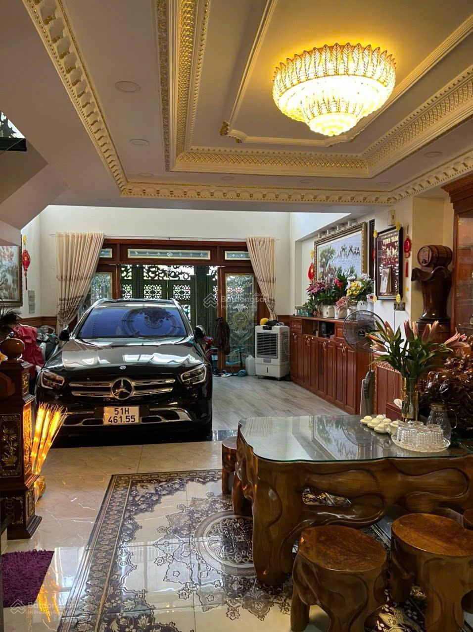 Cần bán gấp HXH 8m nhựa Thành Thái, Phường 14, Quận 10; 6x18m; 5 tầng; giá bán: 25 tỷ TL