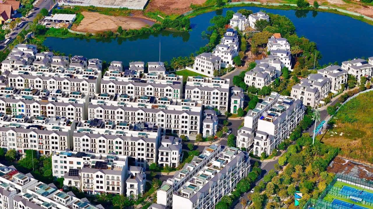 Bán căn hộ The Opus One - Vinhomes Grand Park, 5,9 tỷ (VAT & PBT)- 80m2, vượng khí tài lộc Bán căn hộ The Opus One - Vinhomes Grand Park, 5,9 tỷ (VAT & PBT)- 80m2, vượng khí tài lộc