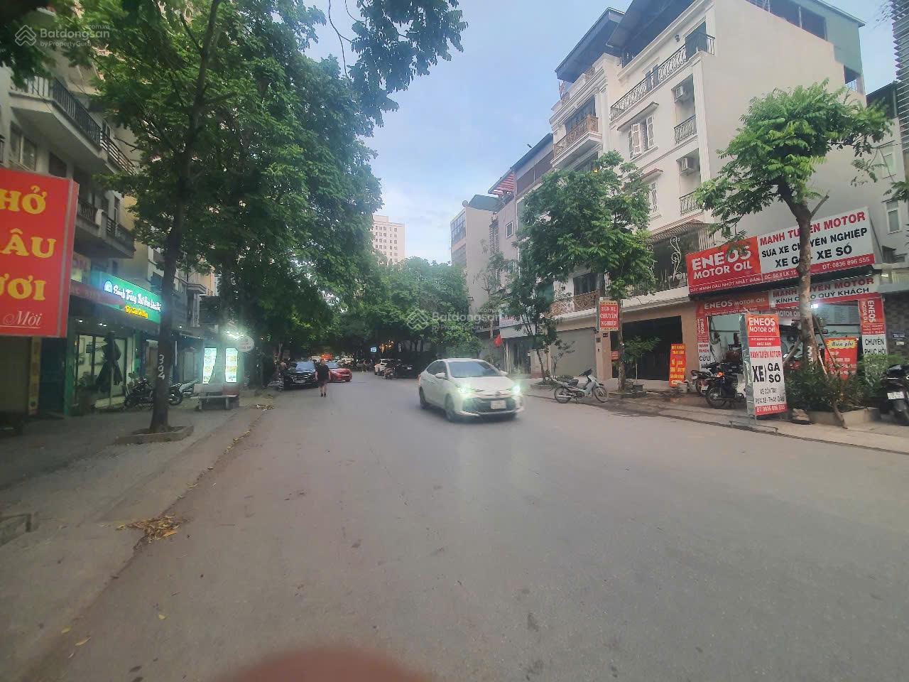 Cần bán nhà 5 tầng, diện tích 80m2 mặt tiền 5m tại trục chính kinh doanh sầm uất nhất KĐT Xa La