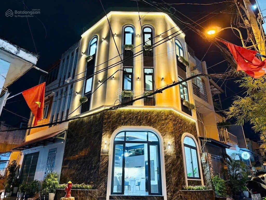 Chính chủ bán nhà 854/67 Thống Nhất - Phường 15 - Quận Gò Vấp lô góc 2mt hẻm xe tải thông