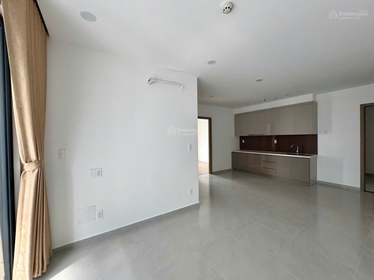 Cho thuê căn hộ Eastmark City 95m2 3PN + 3WC giá 7tr5/th nội thất CDT nhà mới 100, sẵn chìa xem nhà