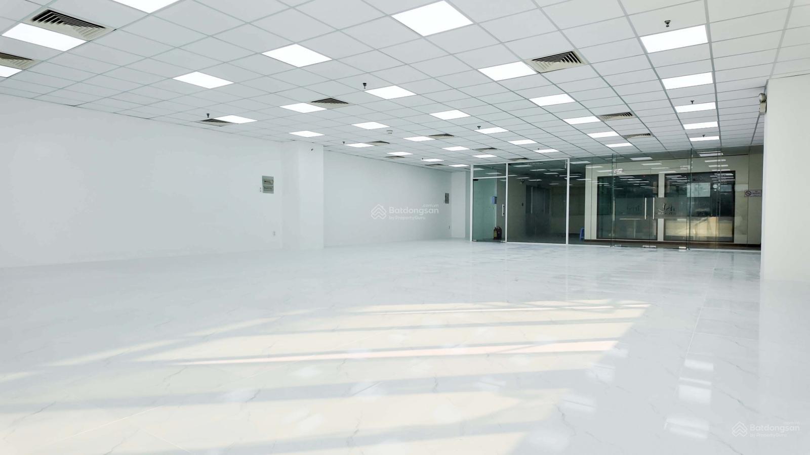 ĐỪNG BỎ LỠ: VP CAO CẤP ĐINH TIÊN HOÀNG, Q1 - VỊ TRÍ KIM CƯƠNG GẦN THẢO CẦM VIÊN, ƯU ĐÃI 35 TRIỆU! ĐỪNG BỎ LỠ: VP CAO CẤP ĐINH TIÊN HOÀNG, Q1 - VỊ TRÍ KIM CƯƠNG GẦN THẢO CẦM VIÊN, ƯU ĐÃI 35 TRIỆU!