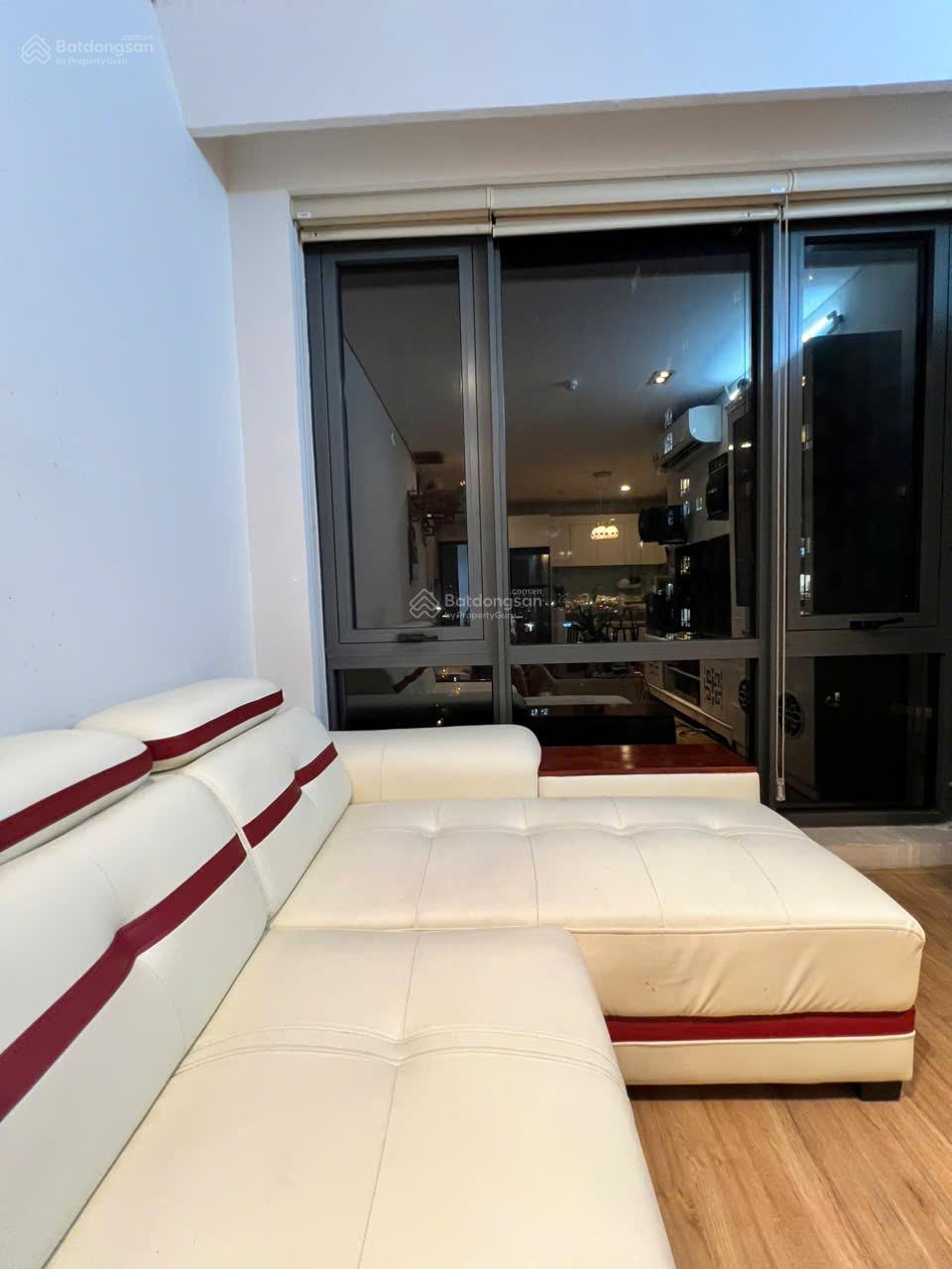 Bán chung cư cao cấp Mipec Riverside 2PN 2WC 69m2 full nội thất, hướng Đông Nam, giá chỉ 6,6 tỷ