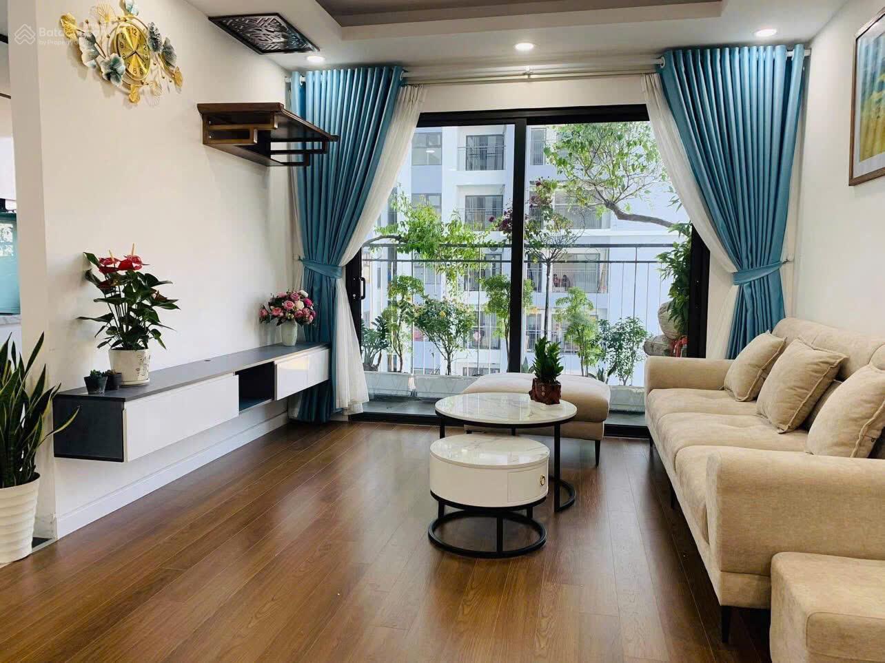 Chính chủ bán nhanh trong tuần căn góc 3Pn 90m full đồ T&T Định Công, SĐCC. Lh: 0702 266 ***
