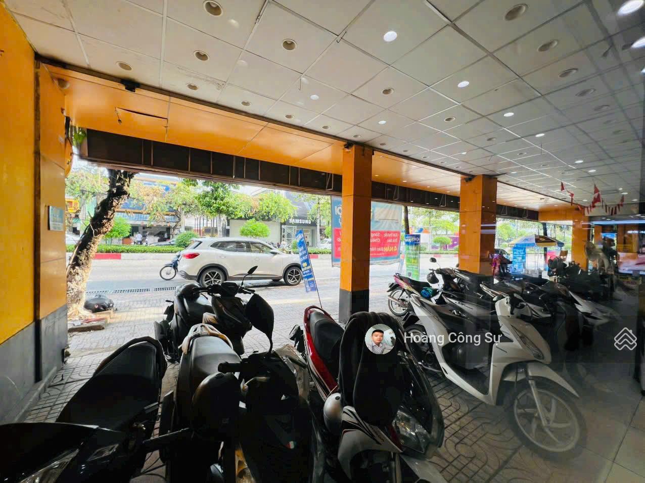 Bán nhà mặt tiền đường Đồng Khởi vị trí siêu đẹp ngay ngã tư ĐH Đồng Nai; sổ hồng 202m2 giá 29 tỷ