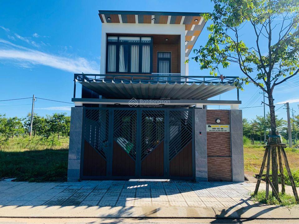 Bán đất nền dự án tại Khu dịch vụ hỗn hợp VSIP Quảng Ngãi, DT 132m2, Giá 1.050 tỷ Bán đất nền dự án tại Khu dịch vụ hỗn hợp VSIP Quảng Ngãi, DT 132m2, Giá 1.050 tỷ