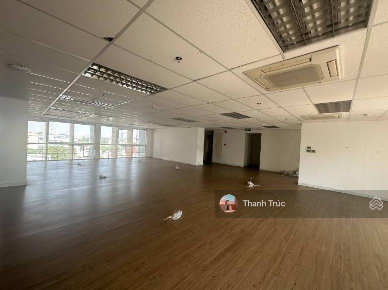Mặt tiền Cách mạng Tháng 8 Quận 3 Gần Ngã 6 Phù Đổng DT 16 x 16m Trệt lầu
