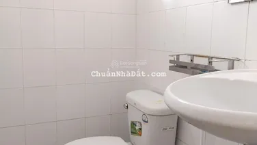 Bán gấp chung cư Him Lam Đồng Diều, P4, Q8 thang bộ lầu 1 DT 75m2, 2PN, 1WC giá bán 2.7 tỷ