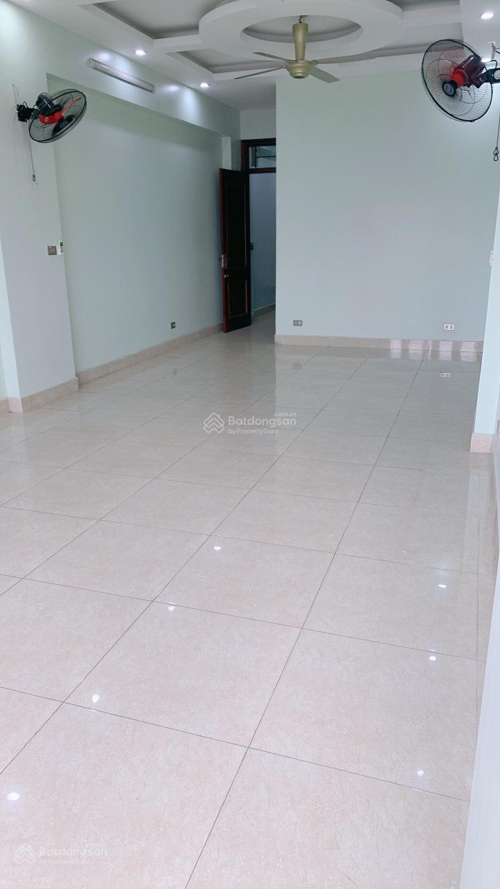 Cho thuê nhà khu phân lô Dương Nội Hà Đông, Dt 50m x 7T ô tô đỗ cửa nhà đẹp giá từ 15 - 20 triệu