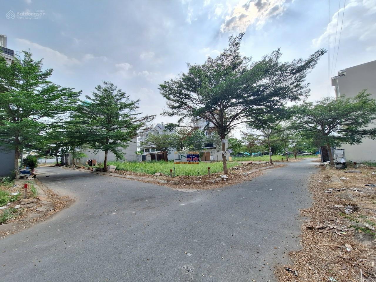 Đất KDC Rạch Tôm Lê Văn Lương, sổ sẵn, xây tự do Đất KDC Rạch Tôm Lê Văn Lương, sổ sẵn, xây tự do