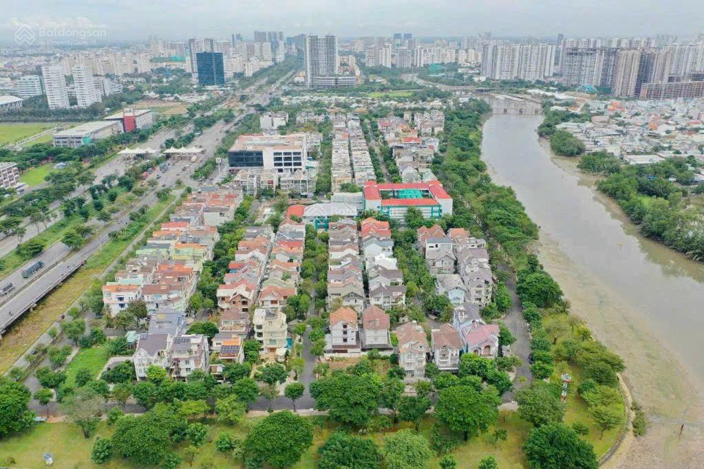 Quản lí rổ hàng nhiều lô đất Sadeco Ven Sông Q7, DT 5x18m, 7x18m, 12x18m, giá tốt 13,5 Tỷ Quản lí rổ hàng nhiều lô đất Sadeco Ven Sông Q7, DT 5x18m, 7x18m, 12x18m, giá tốt 13,5 Tỷ