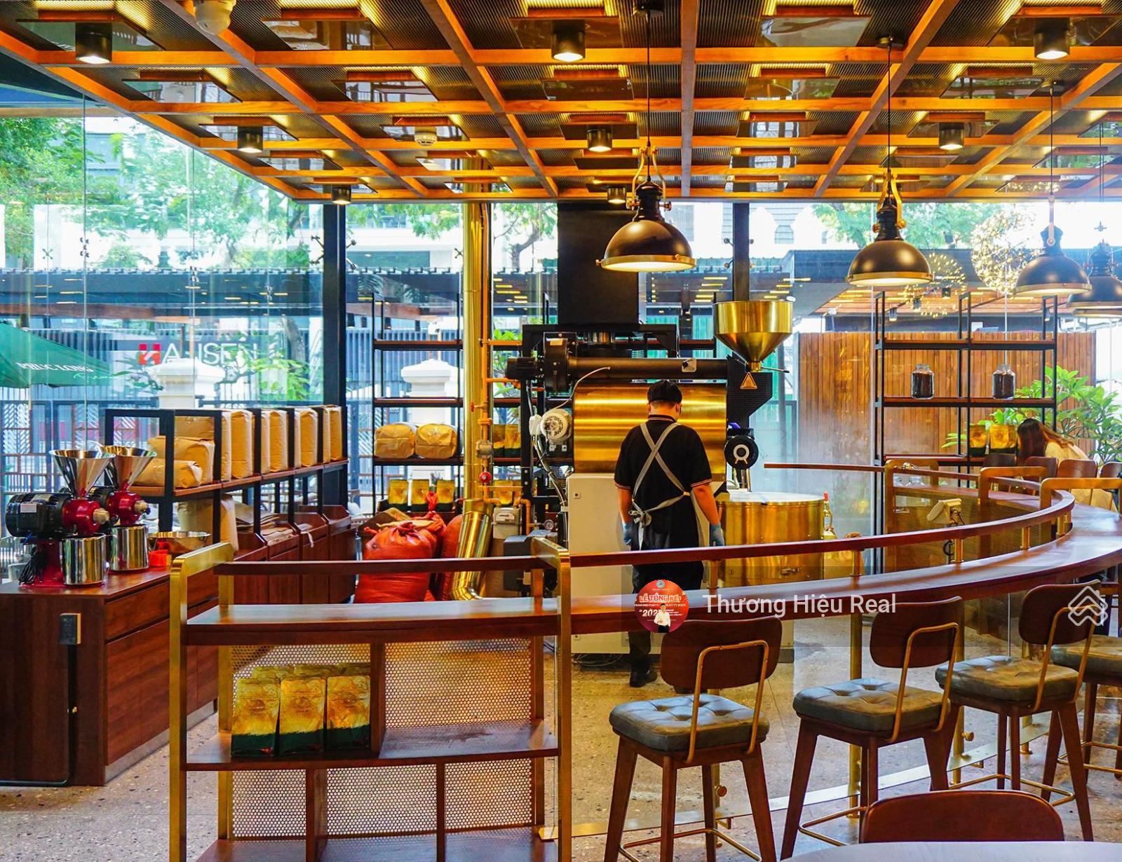 Bán căn góc 2MT khan hiếm Nguyễn Thị Thập, Quận 7 - DT 16x45m - HĐT: 300tr/th - Giá 100 tỷ