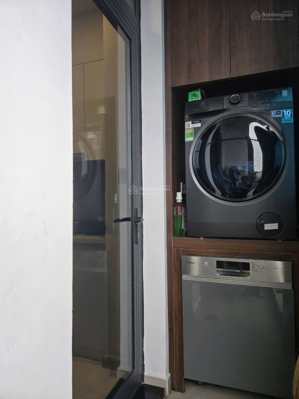 Bán 2PN 76m2 giá chỉ 11 tỷ view Landmark 81 không bị chắn, thương lượng mạnh