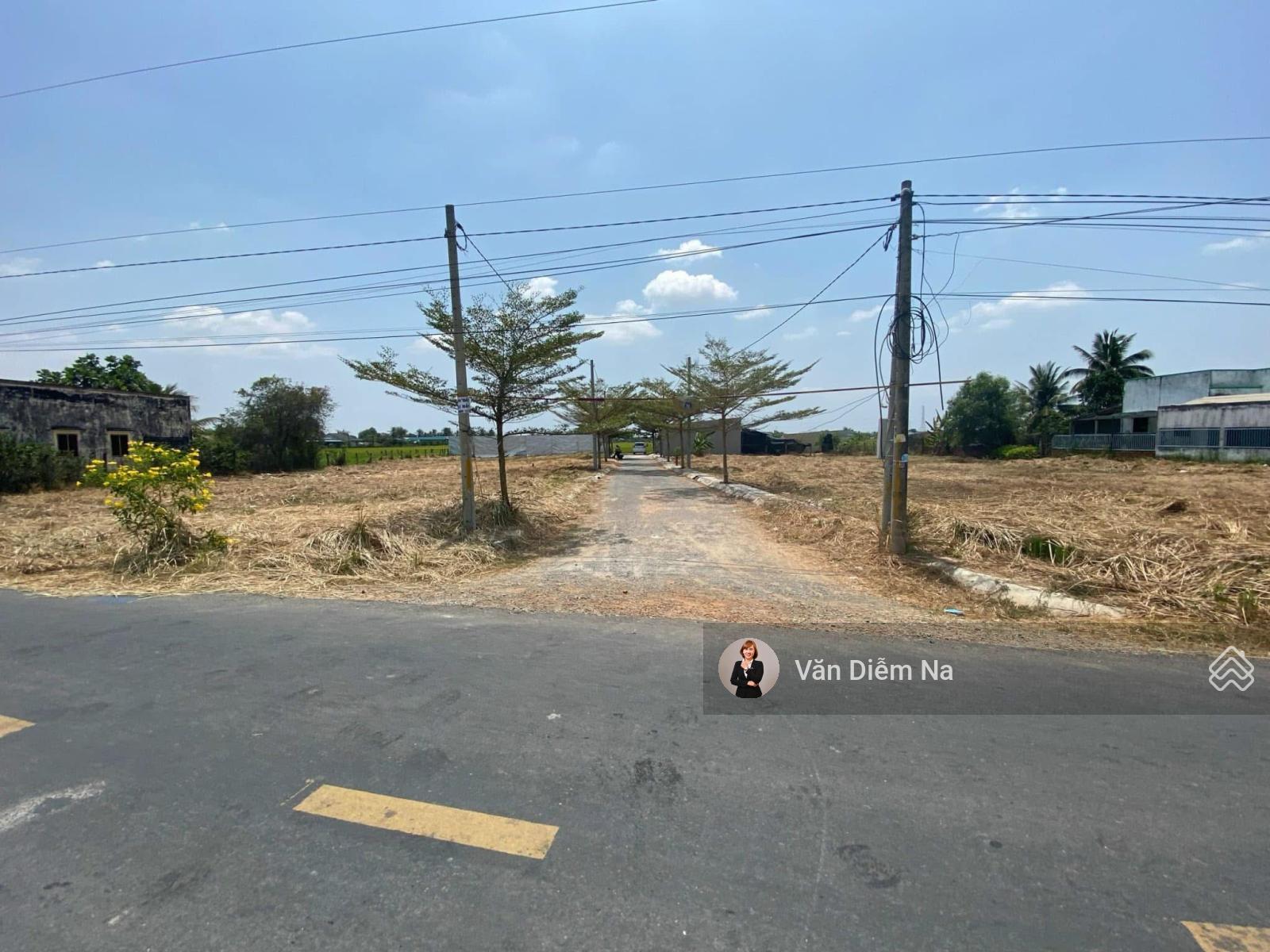Bán đất mặt tiền nhựa Đăng Mỹ, DT 151m2 giá 1tỷ 2 Tân Trụ, Long An