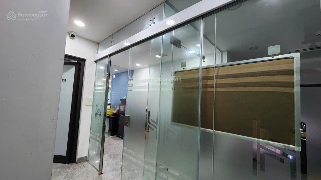 Bán biệt thự lô góc khu đô thị mới Hạ Đình full nội thất cao cấp ở ngay