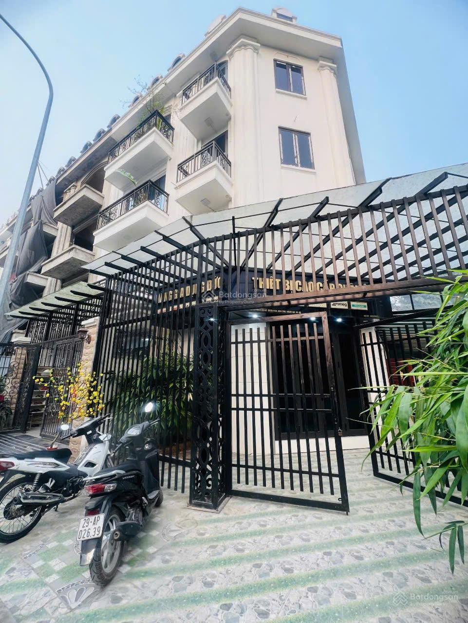 Bán nhà liền kề lô góc 5 tầng thang máy vỉa hè rộng Khu Green Park Vĩnh Hưng 120m² giá 25 tỷ