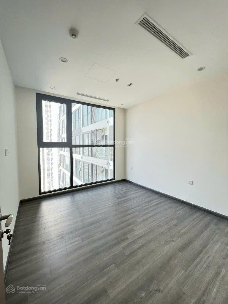Chính chủ cần bán cả 2 căn: 2PN+, 64m2, 4 tỷ 350 cùng 2PN, 55.2m2, 3 tỷ 630 Vinhomes Smart City