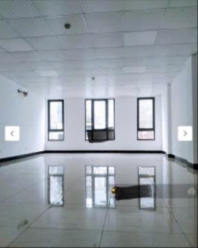 Cho thuê nhà mặt phố Lạc Trung, DT 70m2x3 tầng, MT 5.3m, giá 35tr, LH 0968 896 ***