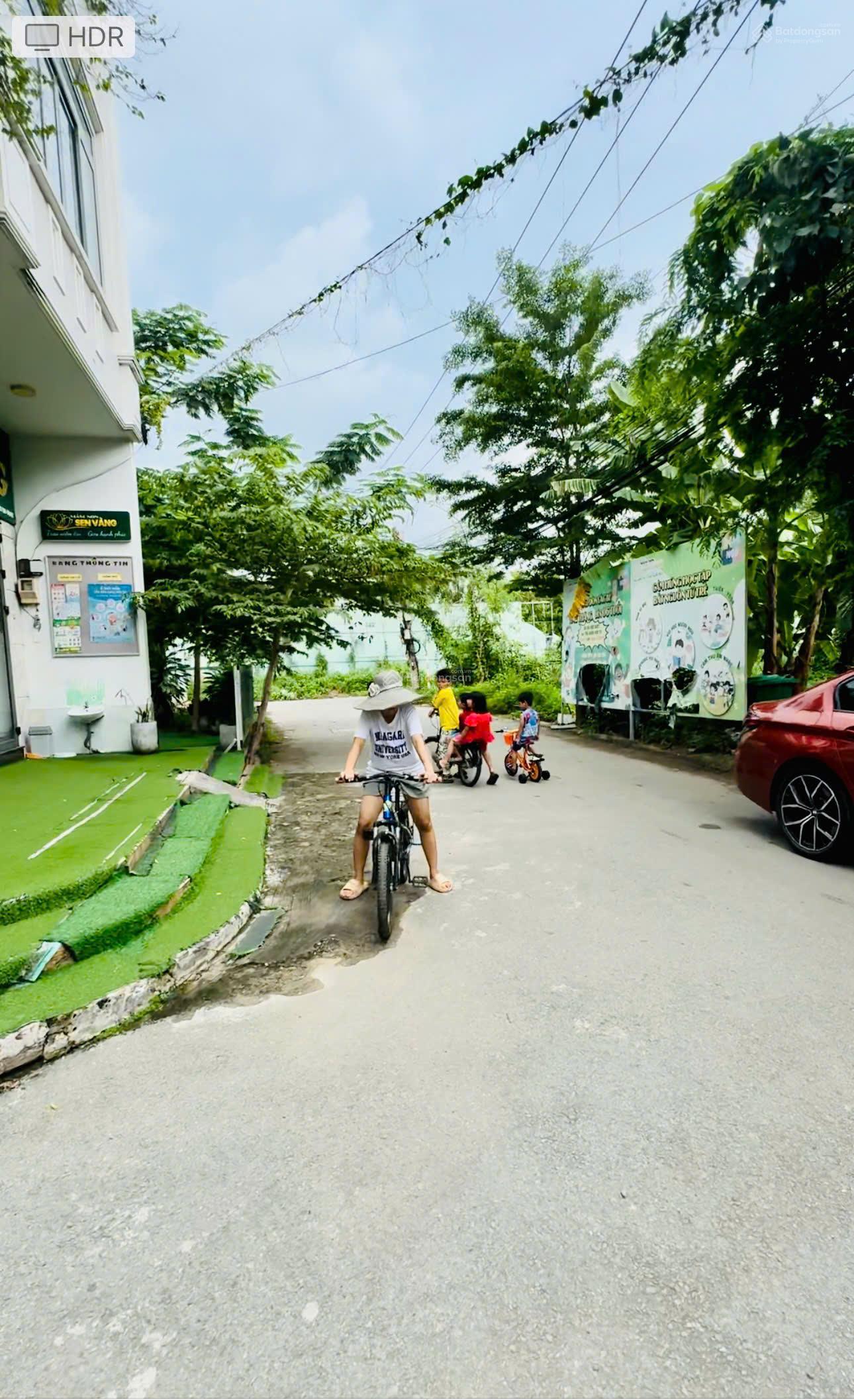 TÔI CHÍNH CHỦ ngộp cần BÁN HUỀ VỐN đất Nguyễn Duy Trinh Phú Hữu, đường Ô TÔ 6m, 2,980 tỷ, sổ sẵn A4