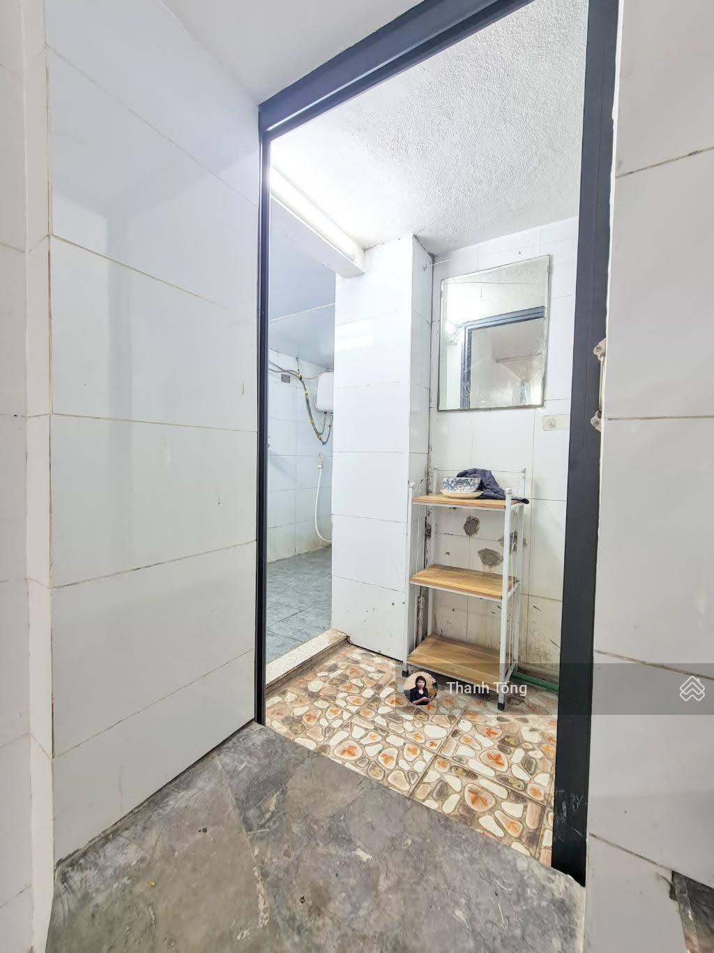 Rẻ như thuê, Tam Trinh, mặt chợ, 32m2, 2 ngủ, 2.2 tỷ Rẻ như thuê, Tam Trinh, mặt chợ, 32m2, 2 ngủ, 2.2 tỷ