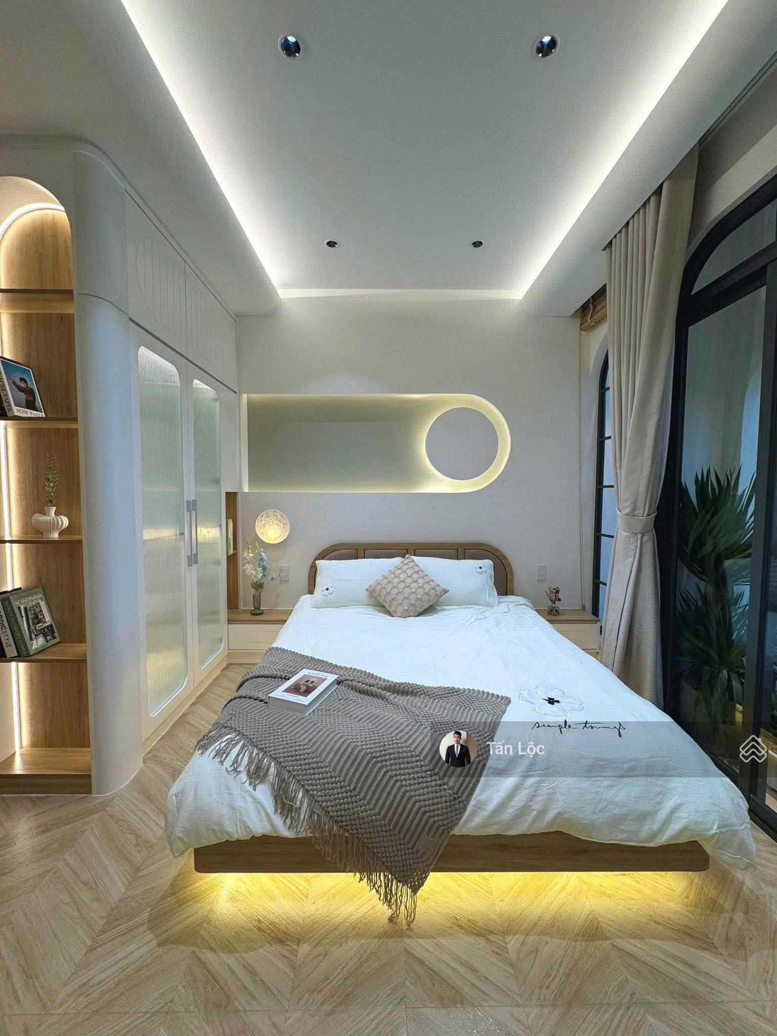 Bán gấp nhà đẹp 60m2/ 2Tỷ430tr ngay góc 2MT đường Phan Văn Hân, P.19, Bình Thạnh, SHR, hoàn công đủ Bán gấp nhà đẹp 60m2/ 2Tỷ430tr ngay góc 2MT đường Phan Văn Hân, P.19, Bình Thạnh, SHR, hoàn công đủ