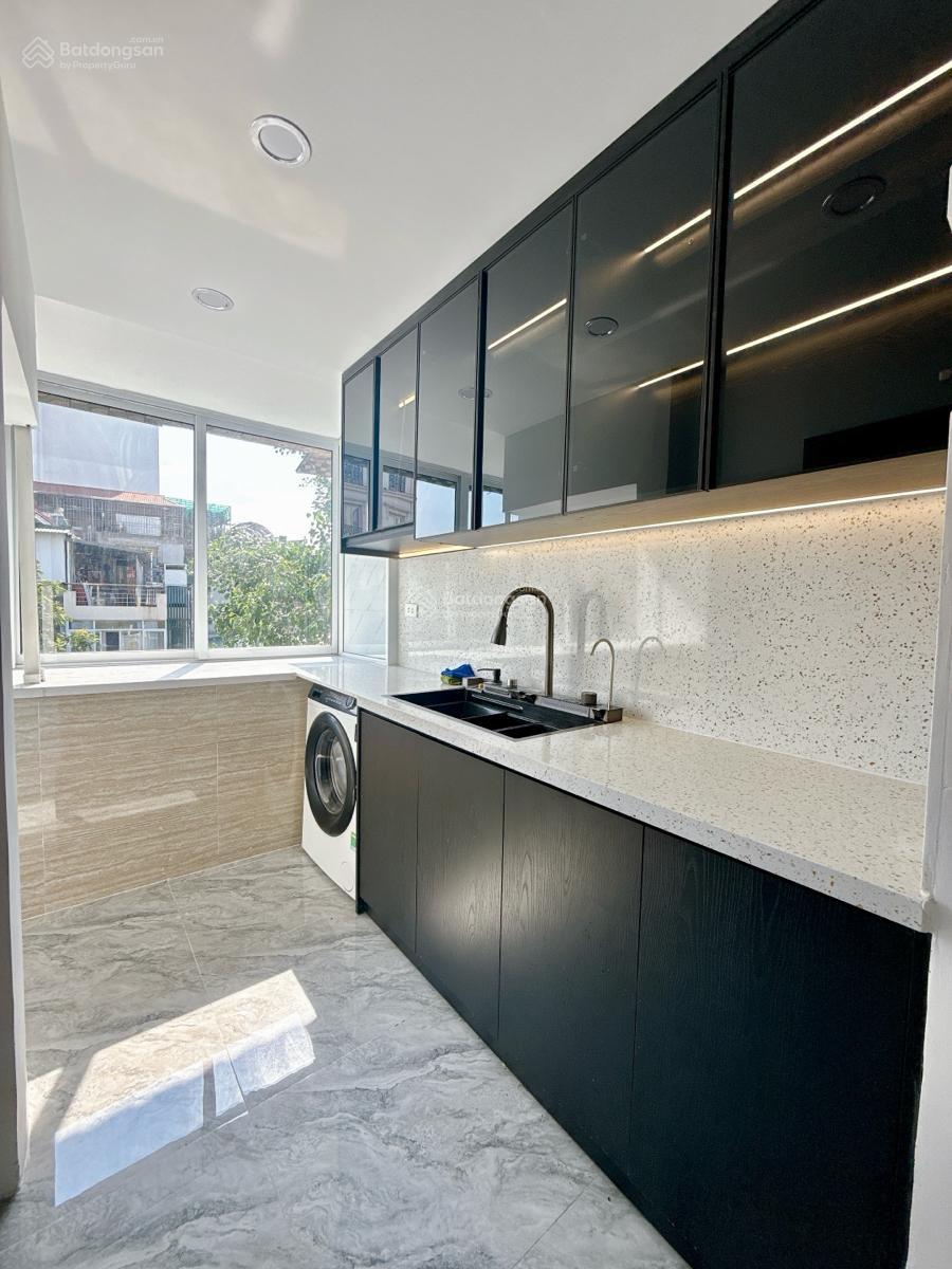 Tập thể mặt phố Thi Sách Hai Bà Trưng Hà Nội. Nội thất Luxury không chê nửa lời. 80m2 giá 5.15 tỷ