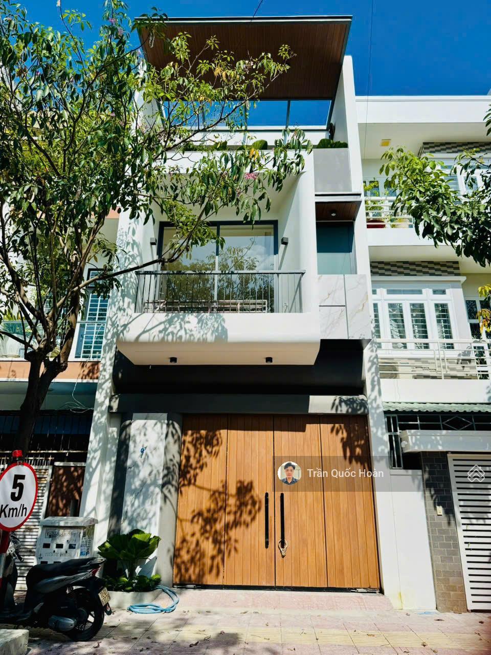 Bán nhà 1T2L đẹp hiện đại, mặt tiền Nguyễn Thị Minh Khai, P8 Vũng Tàu, 80m2 giá 12 tỉ thương lượng